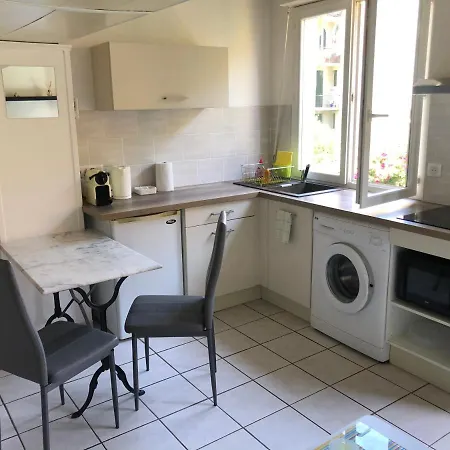 Meuble De Tourisme 2 Etoiles 40 Cours Napoleon * Ajaccio (Corsica)